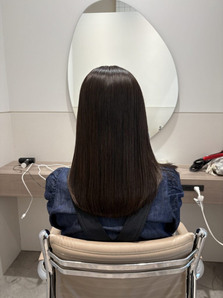 縮毛矯正をかけた当日にシャンプーしてもいい？当日の注意点とケア方法